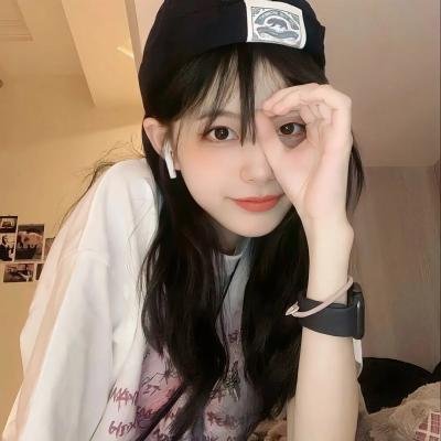 穿书女配在男团当小保姆